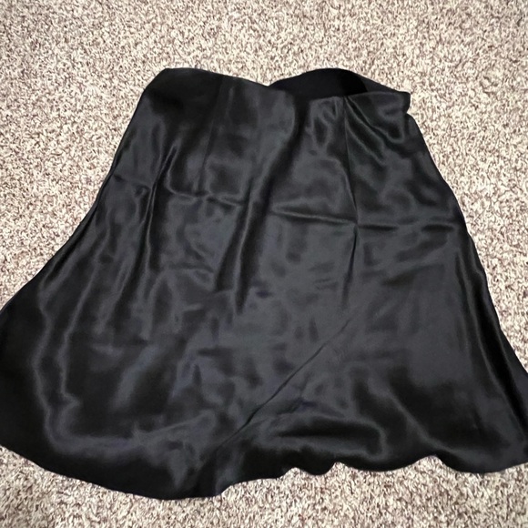 Quince Silk Black Mini Skirt Small - Picture 2 of 3